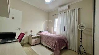 Casa Térrea à Venda no Condomínio Parque do Varvito, Itu - Viva com Conforto e Praticidade