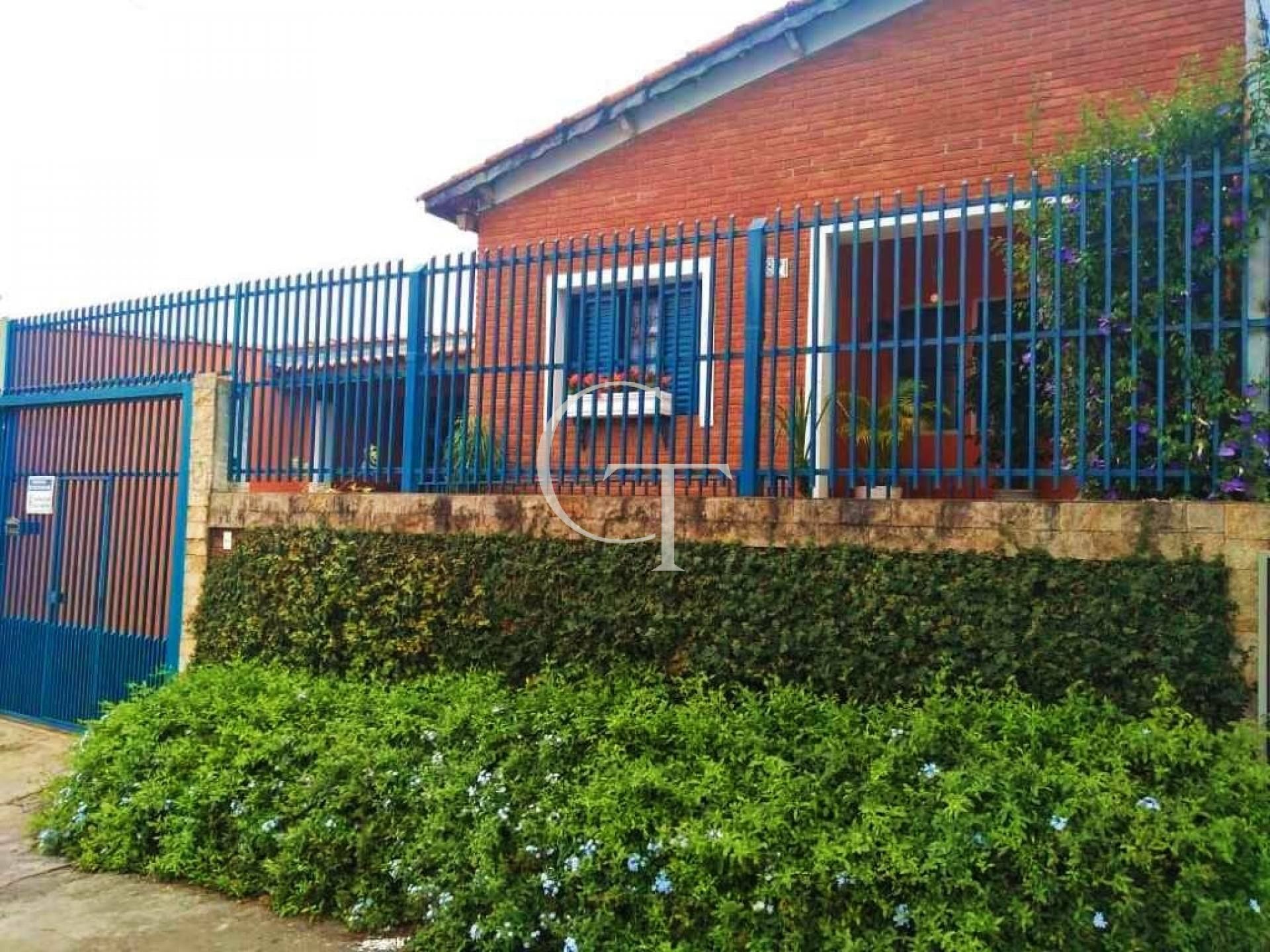 Casa à Venda - Residencial ou Comercial