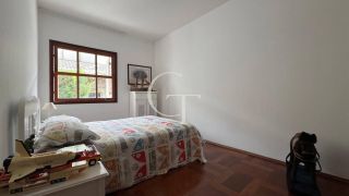Tradição e aconchego Casa à Venda no Condomínio Campos Santo Antônio