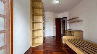 Tradição e aconchego Casa à Venda no Condomínio Campos Santo Antônio
