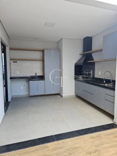 Seu novo lar no Park Gran Reserve – Sobrado com piscina, 3 dormitórios e área gourmet no  Condomínio Park Gran Reserve