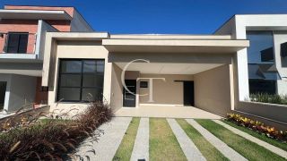 Casa térrea com Piscina à venda no condomínio Evidências – Conforto, sofisticação e lazer completo