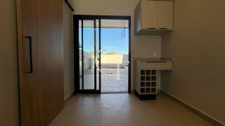 Casa térrea com Piscina à venda no condomínio Evidências – Conforto, sofisticação e lazer completo