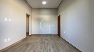 Casa térrea com Piscina à venda no condomínio Evidências – Conforto, sofisticação e lazer completo