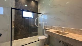 Casa térrea com Piscina à venda no condomínio Evidências – Conforto, sofisticação e lazer completo