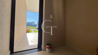 Casa térrea com Piscina à venda no condomínio Evidências – Conforto, sofisticação e lazer completo