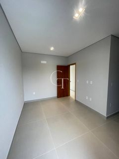 Sobrado com Piscina pra Venda no Condomínio Evidências Viva com liberdade, conforto e lazer completo