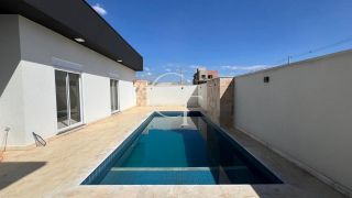 Casa nova à venda com 4 suítes e Piscina, no Condomínio Evidências Viva com liberdade, conforto e lazer completo