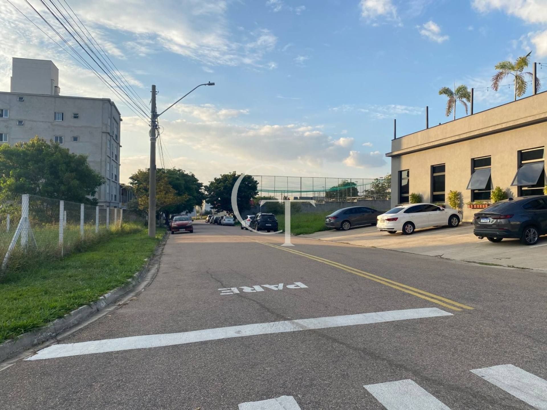 02 Terrenos à venda no Bairro Itu Novo Centro