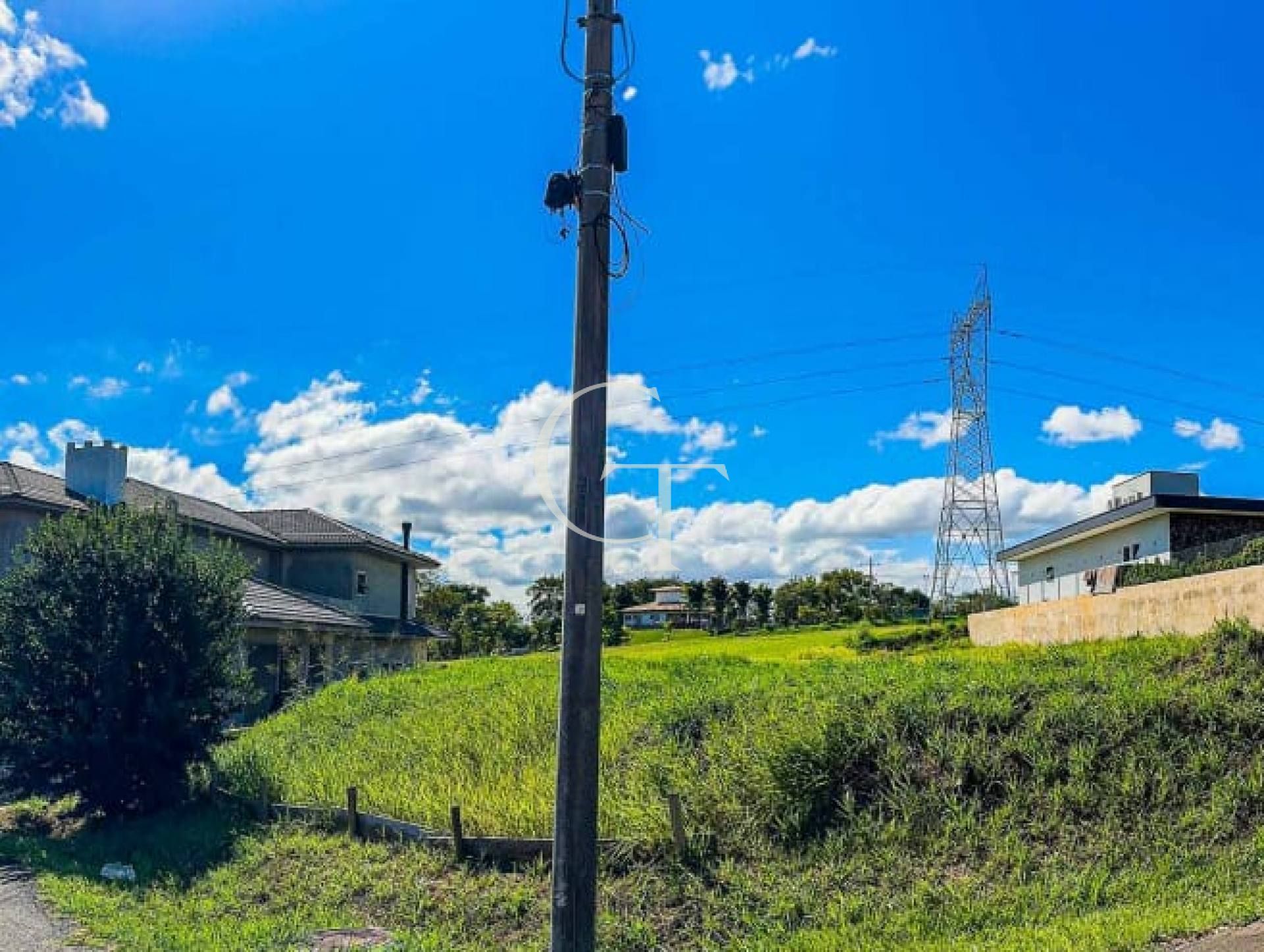 Condomínio Xapada Parque Ytu  –  Terreno