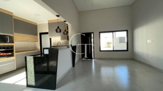 Casa nova com 3 dormitórios e suíte com cozinha equipada pronta para morar!