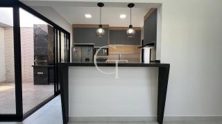 Casa Nova para Locação no Condomínio Portal dos Sabiás