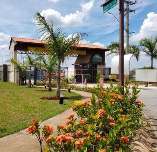 Casa Nova para Locação no Condomínio Portal dos Sabiás