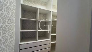 Casa Térrea Semi- Mobiliada com 3 Suítes para Locação no Condomínio Vila dos Manacás