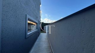 Sobrado de esquina mobiliado e decorado à Venda no Condomínio Vila dos Manacás