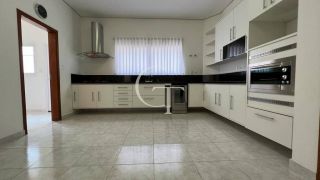 Casa de alto padrão para locação em condomínio fechado em Itu – 4 suítes, piscina aquecida e espaço gourmet no Condomínio Jardim Theodora