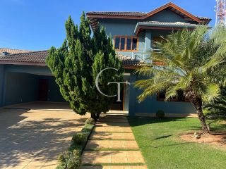 Casa à venda no Condomínio Jardim Theodora em Itu/SP – 4 suítes, escritório, área gourmet e piscina
