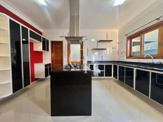 Casa à venda no Condomínio Jardim Theodora em Itu/SP – 4 suítes, escritório, área gourmet e piscina