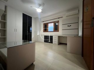Casa à venda no Condomínio Jardim Theodora em Itu/SP – 4 suítes, escritório, área gourmet e piscina