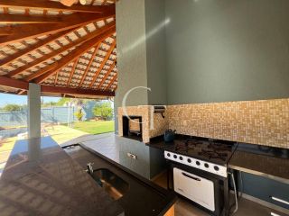 Casa à venda no Condomínio Jardim Theodora em Itu/SP – 4 suítes, escritório, área gourmet e piscina