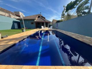 Casa à venda no Condomínio Jardim Theodora em Itu/SP – 4 suítes, escritório, área gourmet e piscina