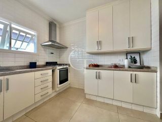 Casa térrea à venda no Condomínio Jardim Theodora em Itu – 3 suítes, escritório, espaço gourmet e piscina aquecida