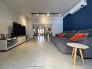 Casa térrea à venda no Condomínio Jardim Theodora em Itu – 3 suítes, escritório, espaço gourmet e piscina aquecida