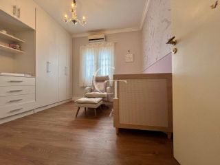 Casa térrea à venda no Condomínio Jardim Theodora em Itu – 3 suítes, escritório, espaço gourmet e piscina aquecida