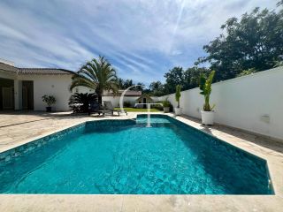 Casa térrea à venda no Condomínio Jardim Theodora em Itu – 3 suítes, escritório, espaço gourmet e piscina aquecida