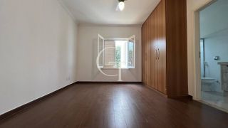 Casa com Piscina para Locação Condomínio Jardim Theodora