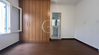 Casa com Piscina para Locação Condomínio Jardim Theodora