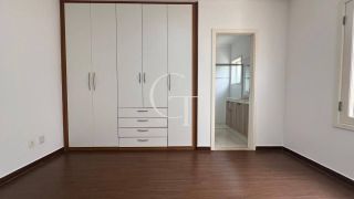 Casa com Piscina para Locação Condomínio Jardim Theodora