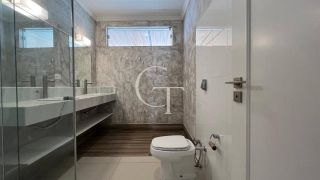 Casa com Piscina para Locação Condomínio Jardim Theodora
