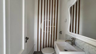 Casa com Piscina para Locação Condomínio Jardim Theodora