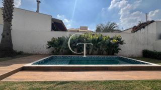 Casa com Piscina para Locação Condomínio Jardim Theodora