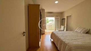 Casa com Piscina para Locação no Condomínio Theodora