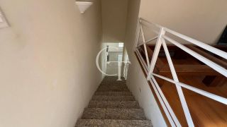Casa com Piscina para Locação no Condomínio Theodora