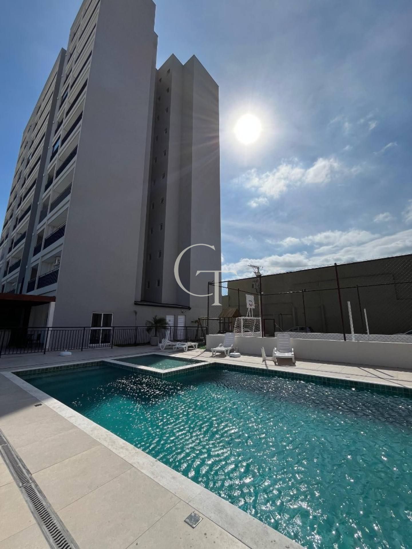 Oportunidade imperdível: Apartamento de 60m² no 9º andar com duas varandas e excelente posição solar!