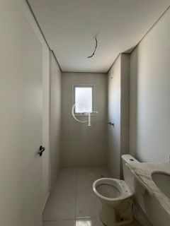 Oportunidade imperdível: Apartamento de 60m² no 9º andar com duas varandas e excelente posição solar!