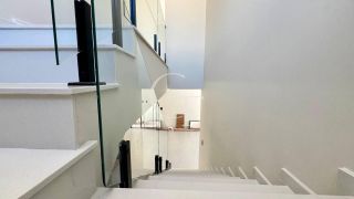 Casa Nova com Piscina para Locação no Condomínio Una em Itu