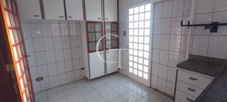 Casa para alugar com 3 dormitórios na Vila Gatti Itu