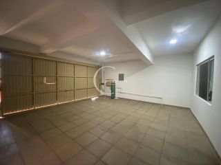 CASA LOCAÇÃO - COMERCIAL OU RESIDENCIAL - CENTRO