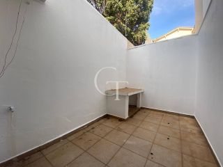 CASA LOCAÇÃO - COMERCIAL OU RESIDENCIAL - CENTRO
