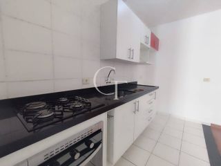 Apartamento para alugar no condomínio Portal das Palmeiras