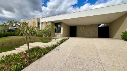 Casa térrea nova para Locação no Condomínio Xapada