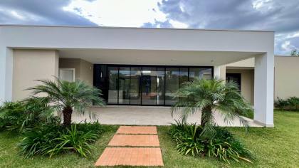 Casa térrea nova para Locação no Condomínio Xapada