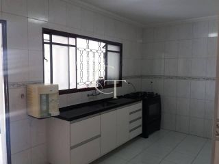 Casa a venda no bairro Aeroporto l