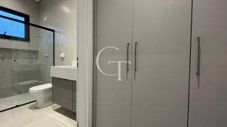 Casa térrea nova e semi mobiliada à venda no Condomínio Xapada – Amplitude, elegância e funcionalidade em um só lugar