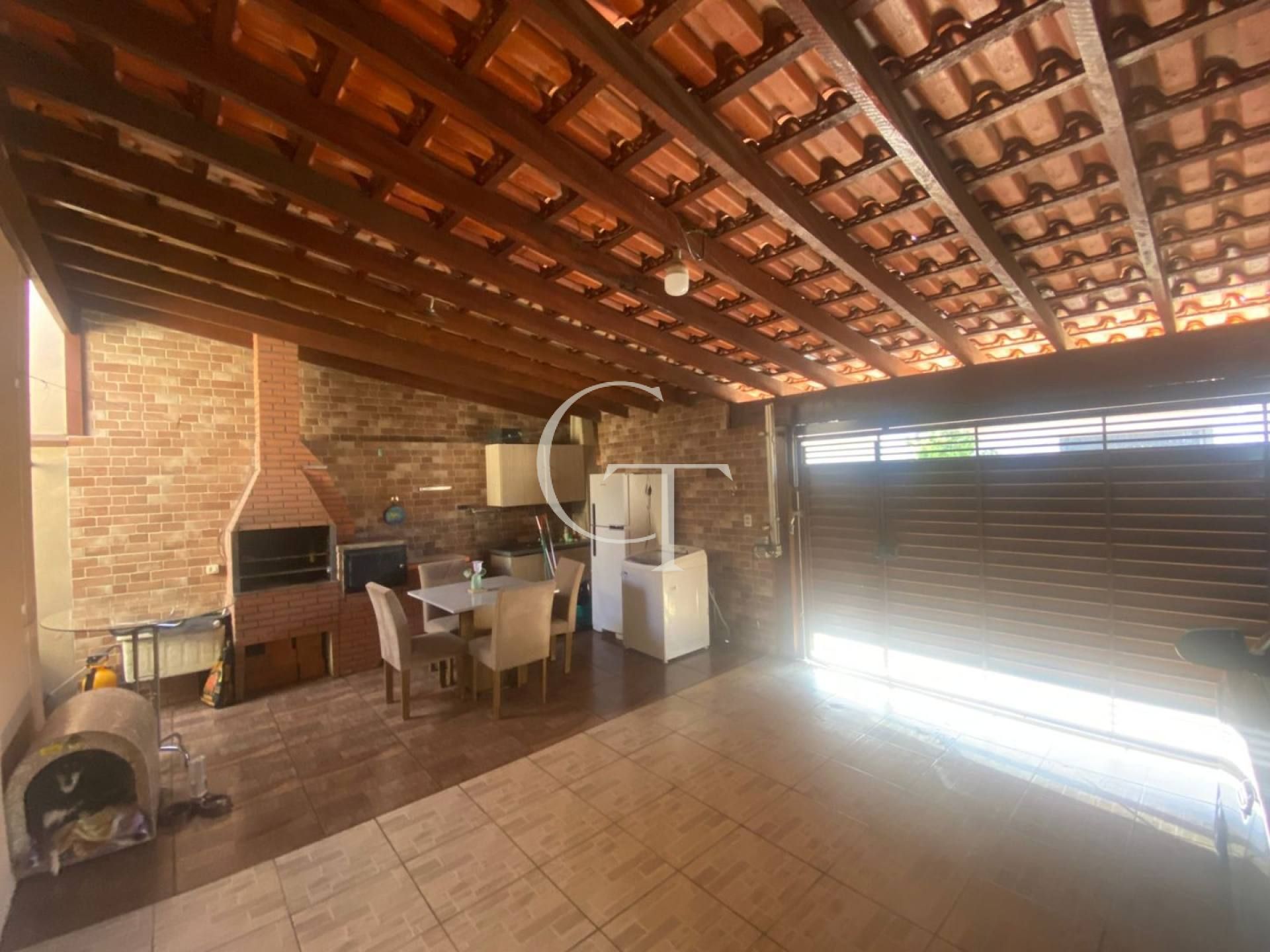 Linda e aconchegante casa no Pq. São Camilo - Itu/SP.