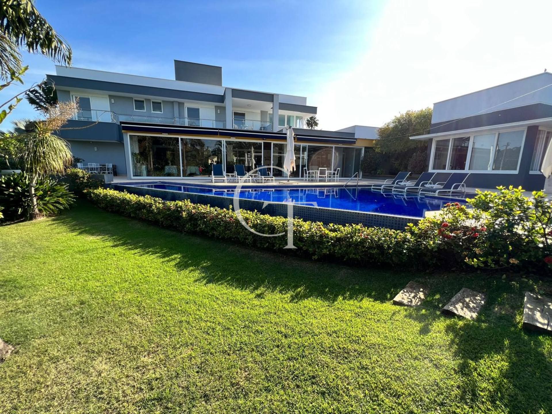 Exclusiva residência de alto padrão à venda no condomínio Fazenda Vila Real de Itu